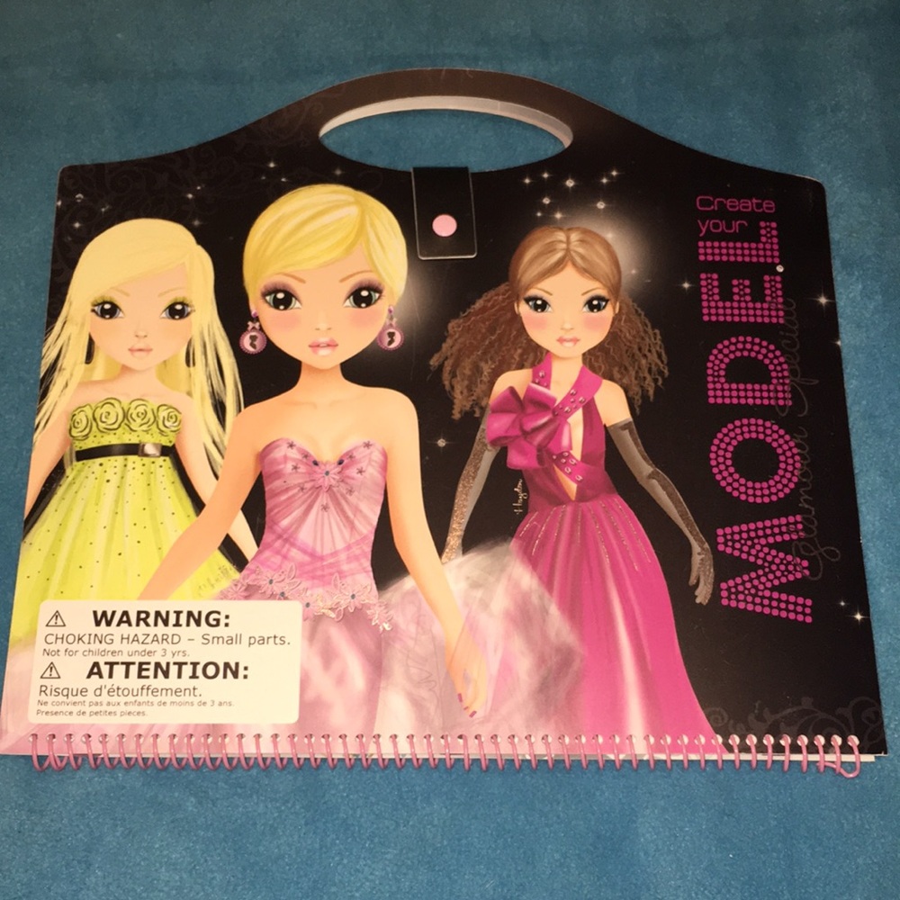 Fashion Sketch book/portfolio for the beginner.